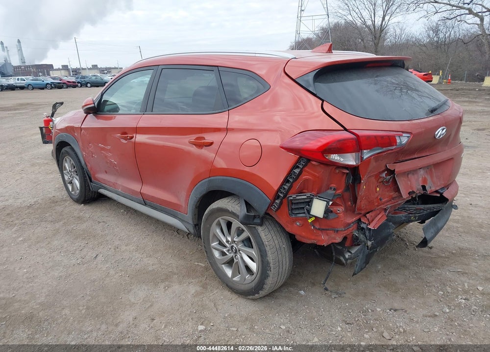 2017 HYUNDAI TUCSON SE PLUS VIN: KM8J3CA47HU448086