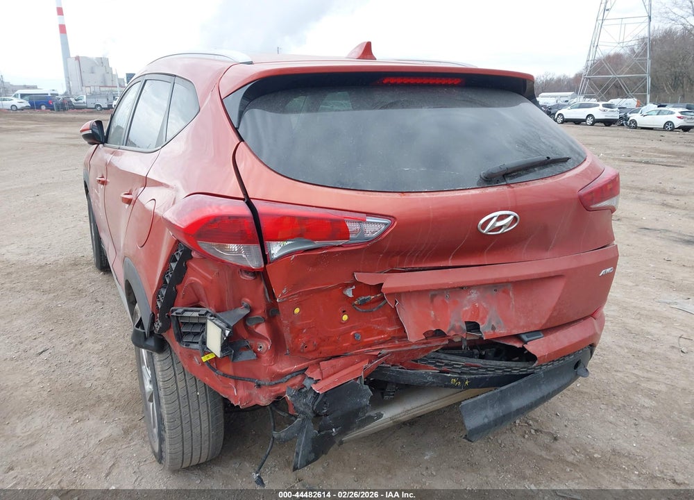 2017 HYUNDAI TUCSON SE PLUS VIN: KM8J3CA47HU448086