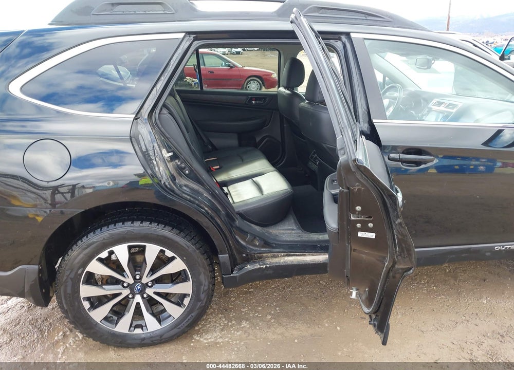 2015 SUBARU OUTBACK 3.6R LIMITED VIN: 4S4BSENC8F3351440