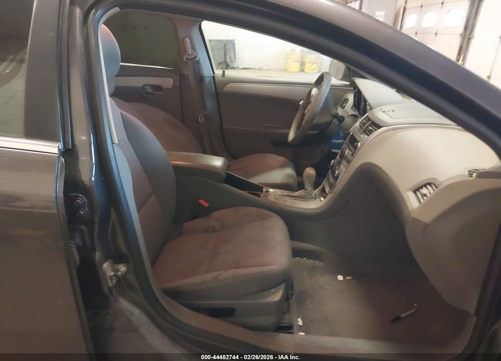 2010 CHEVROLET MALIBU VIN: 1G1ZB5EB8AF295607