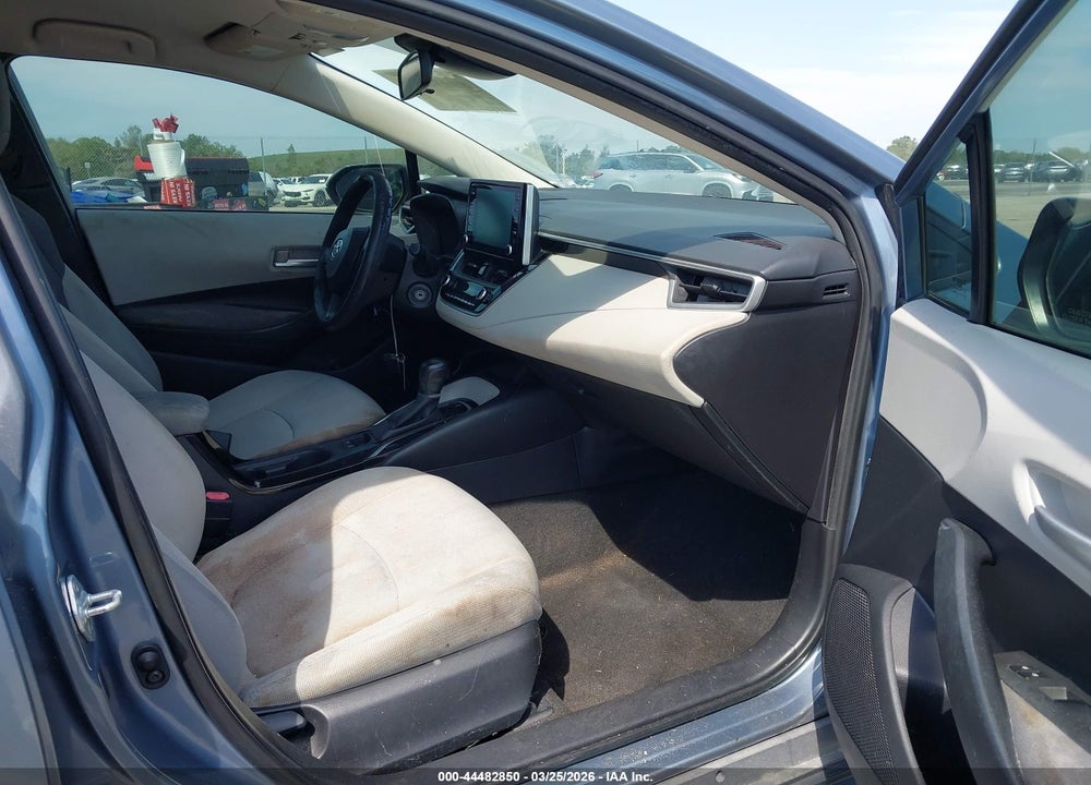 2020 TOYOTA COROLLA LE VIN: 5YFEPRAE6LP082875