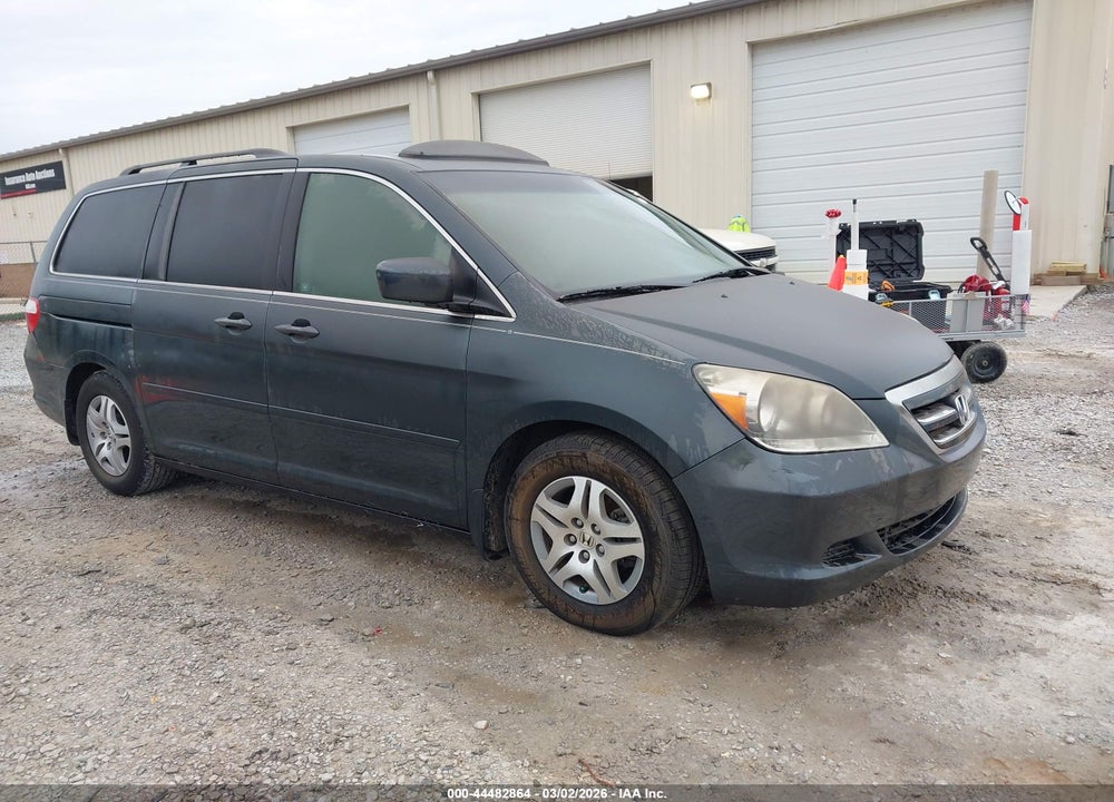 2005 HONDA ODYSSEY EX-L VIN: 5FNRL38695B128626