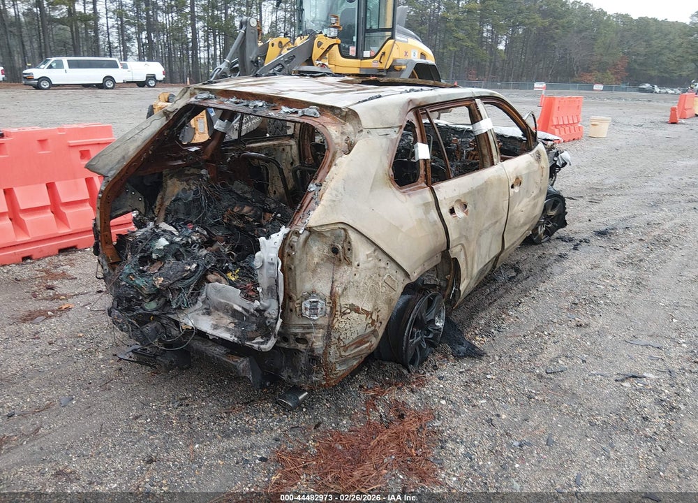 2019 TOYOTA RAV4 HYBRID XLE VIN: JTMRWRFV0KD026414