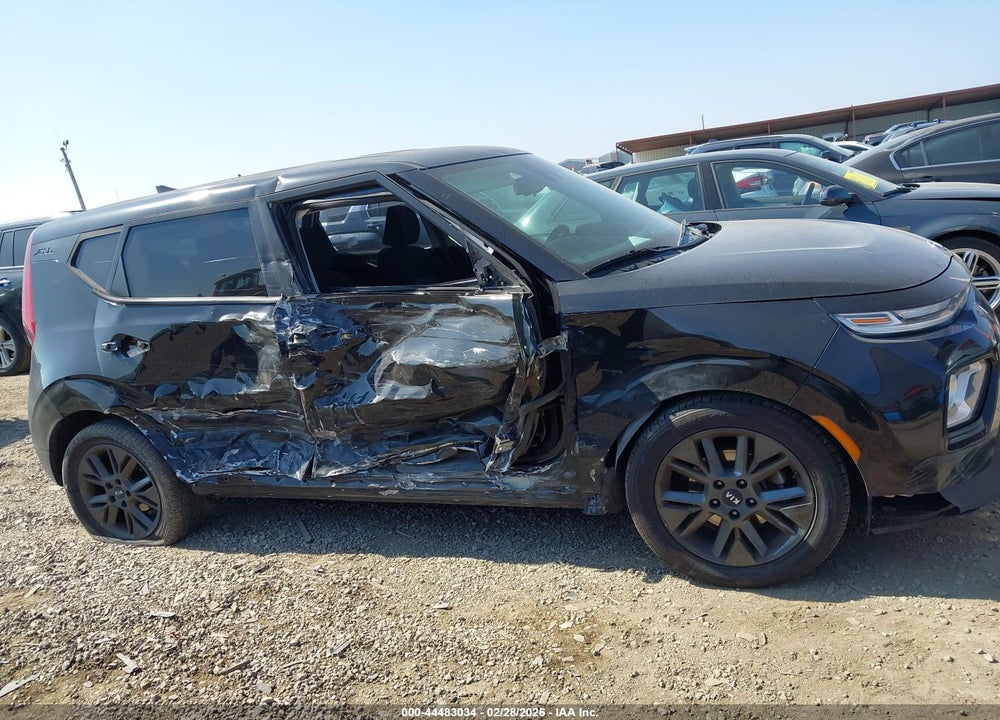 2020 KIA SOUL EX VIN: KNDJ33AU5L7717715