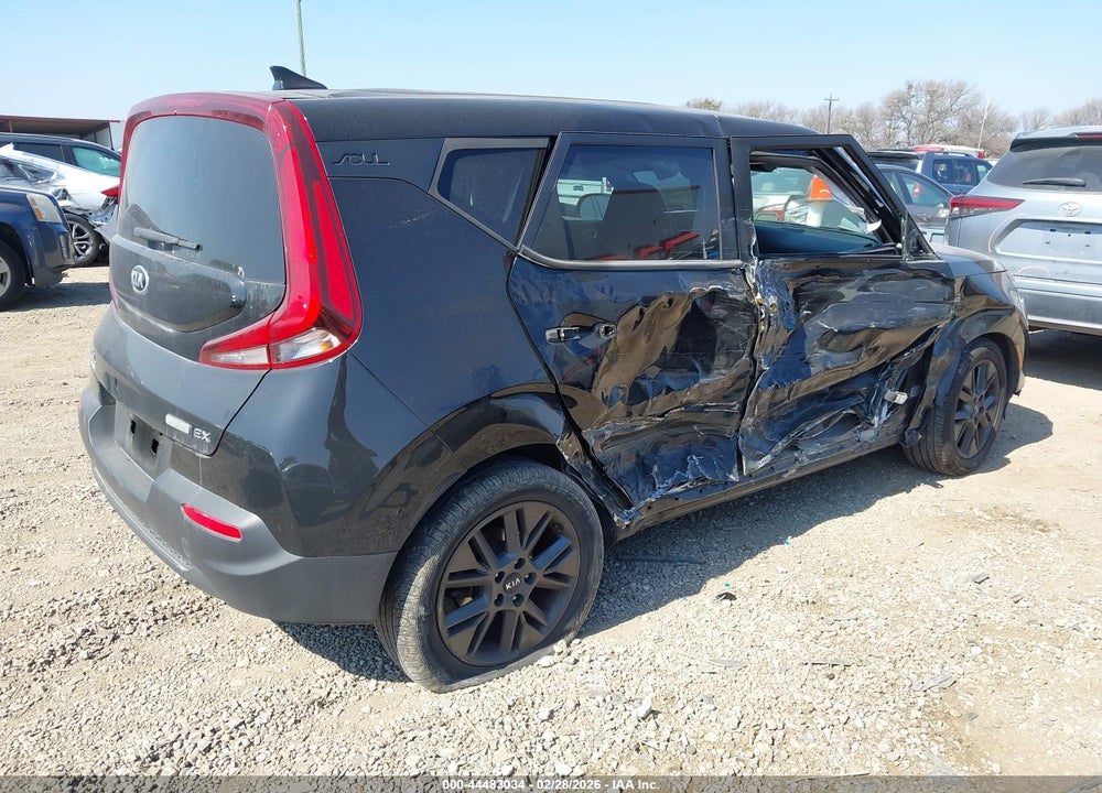 2020 KIA SOUL EX VIN: KNDJ33AU5L7717715