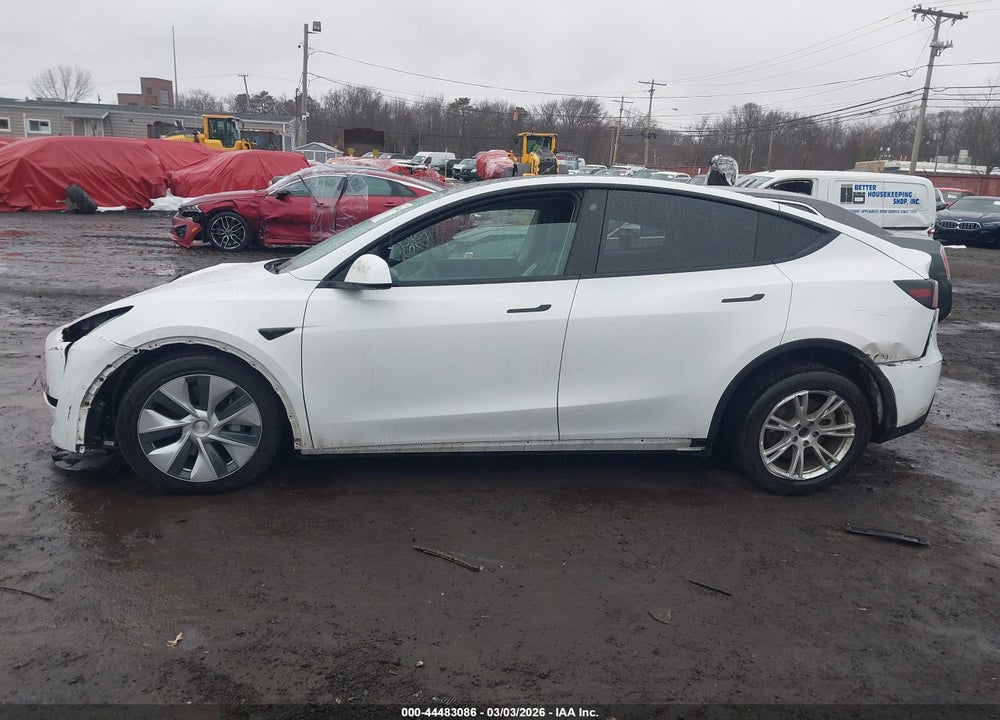 2022 TESLA MODEL Y LONG RANGE DUAL MOTOR ALL-WHEEL DRIVE VIN: 7SAYGDEE3NF320743