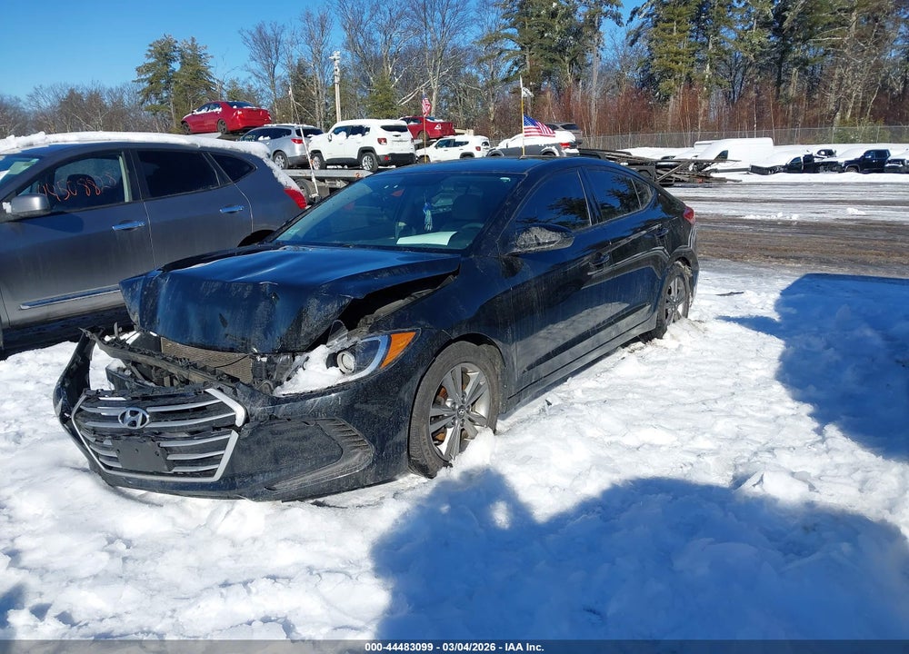 2018 HYUNDAI ELANTRA SEL VIN: 5NPD84LF5JH374268
