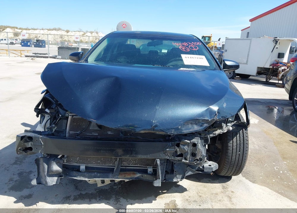 2017 TOYOTA CAMRY LE VIN: 4T1BF1FK5HU644776