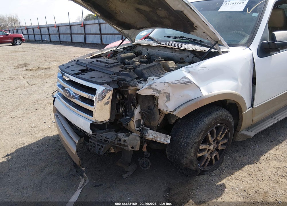 2011 FORD EXPEDITION XLT VIN: 1FMJU1H5XBEF00747