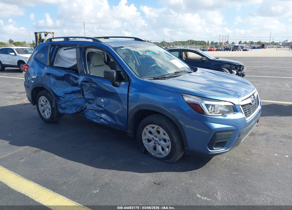 2019 SUBARU FORESTER VIN: JF2SKACC1KH420810