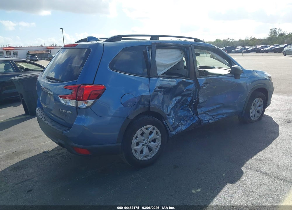 2019 SUBARU FORESTER VIN: JF2SKACC1KH420810