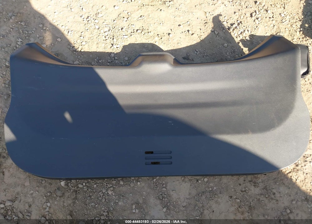 2018 NISSAN ROGUE SV VIN: 5N1AT2MT2JC748661
