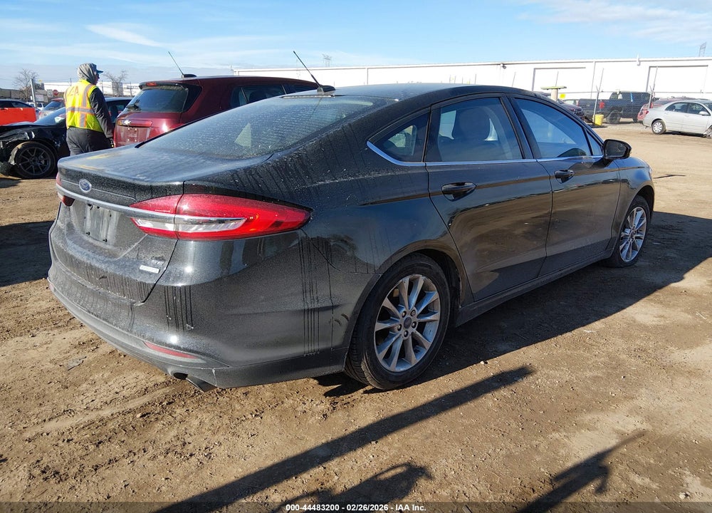 2017 FORD FUSION SE VIN: 3FA6P0HD6HR104071