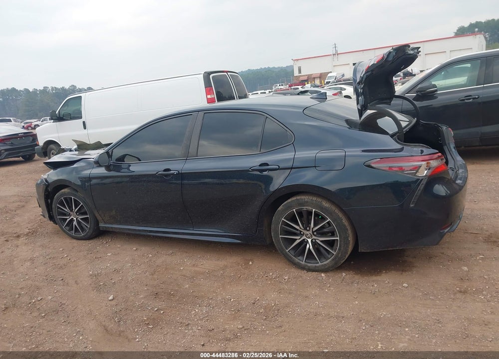 2021 TOYOTA CAMRY SE VIN: 4T1G11AK2MU410018