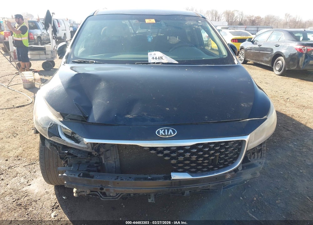 2016 KIA SEDONA LX VIN: KNDMB5C17G6114727