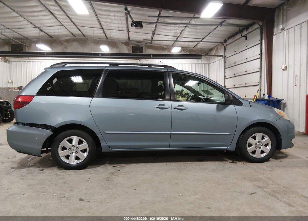 2005 TOYOTA SIENNA LE VIN: 5TDZA23C75S289713