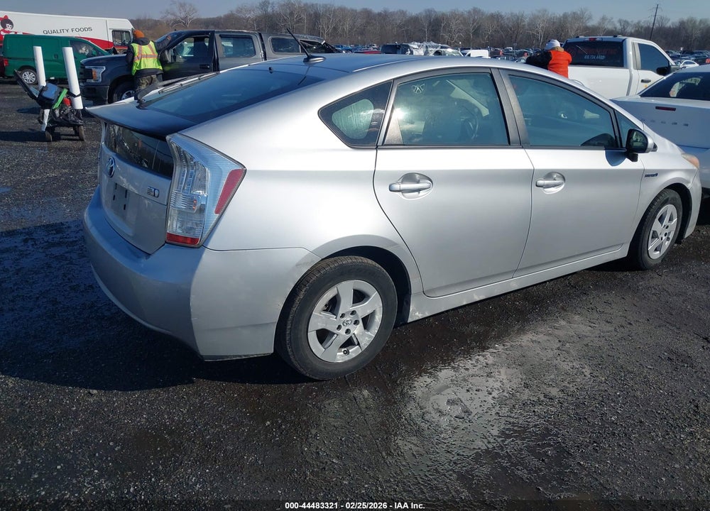 2011 TOYOTA PRIUS THREE VIN: JTDKN3DU5B5351789