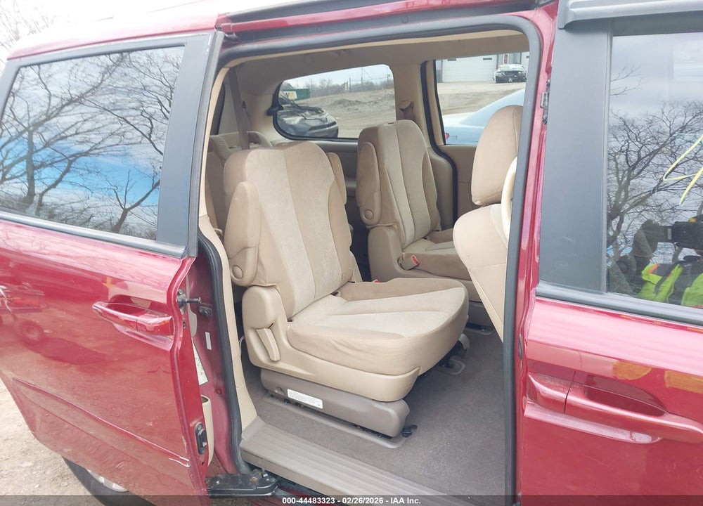 2012 KIA SEDONA LX VIN: KNDMG4C71C6418243