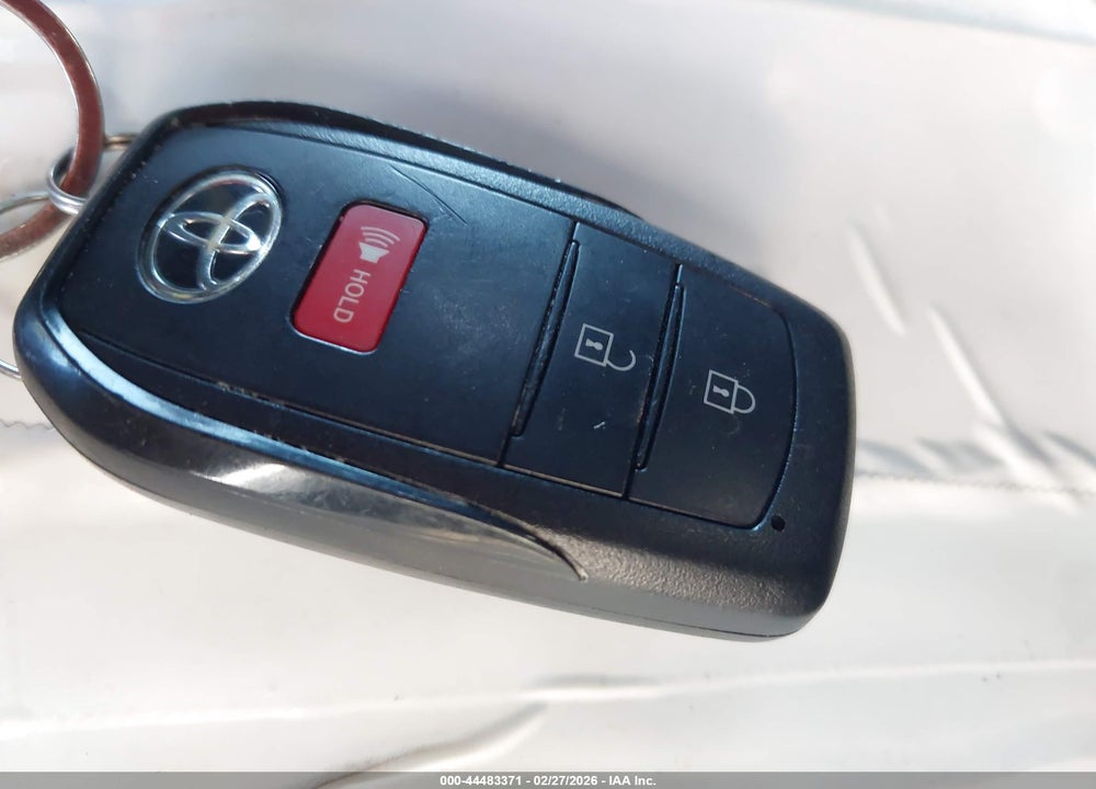 2024 TOYOTA PRIUS LE/LIMITED/XLE VIN: JTDACAAU0R3017315