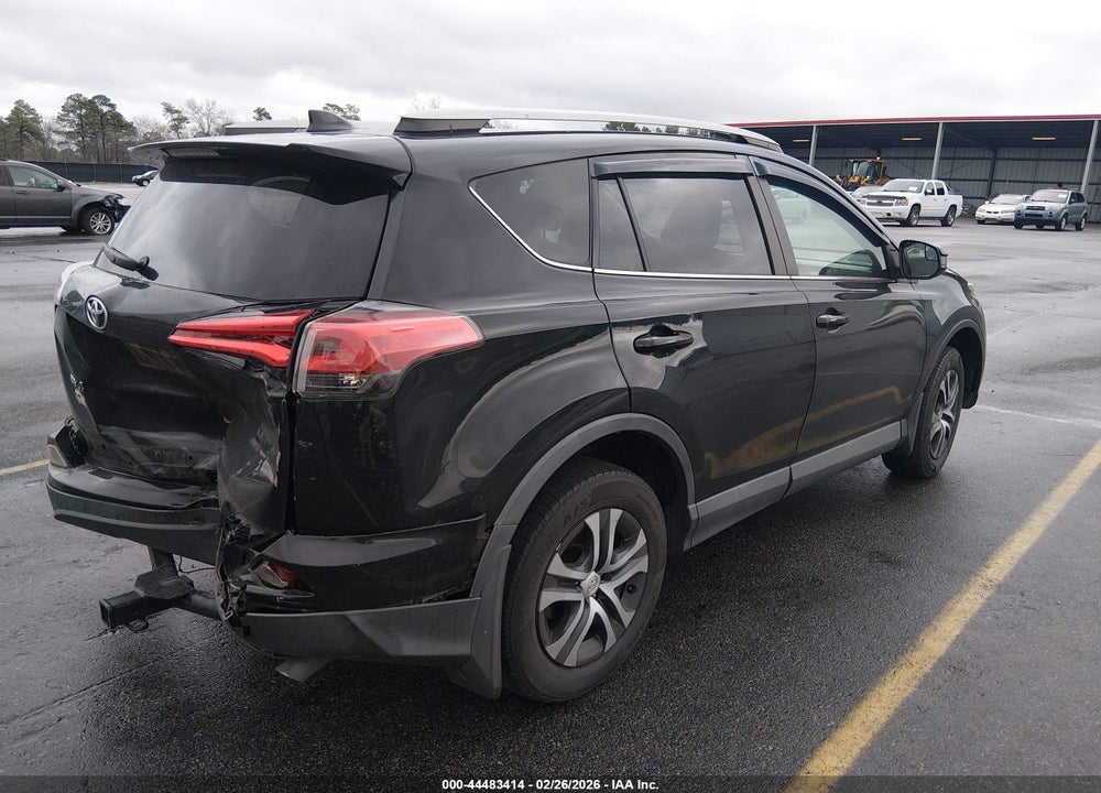 2018 TOYOTA RAV4 LE VIN: 2T3BFREV8JW715380