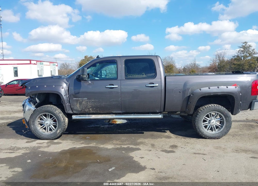 2010 CHEVROLET SILVERADO 2500HD LT VIN: 1GC4KXBG9AF155059
