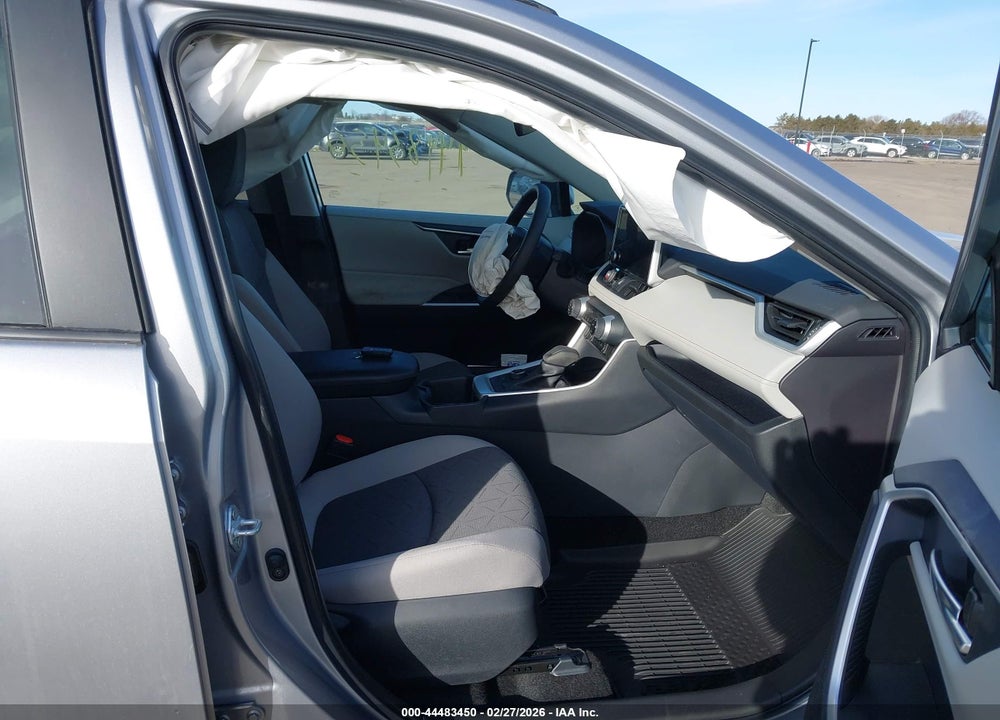 2025 TOYOTA RAV4 HYBRID XLE VIN: 4T3RWRFV1SU210182