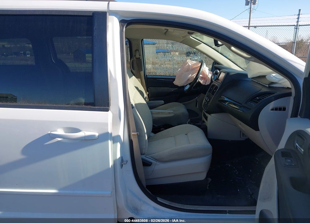 2016 DODGE GRAND CARAVAN SXT VIN: 2C4RDGCG2GR396641