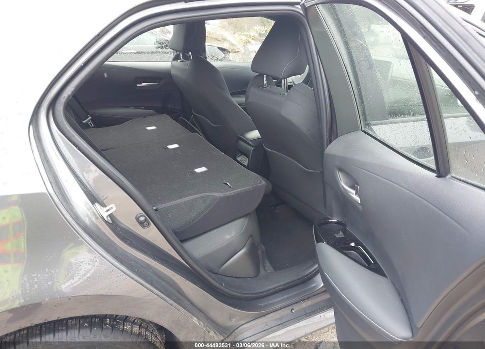 2025 TOYOTA COROLLA SE VIN: JTND4MBE5S3240812