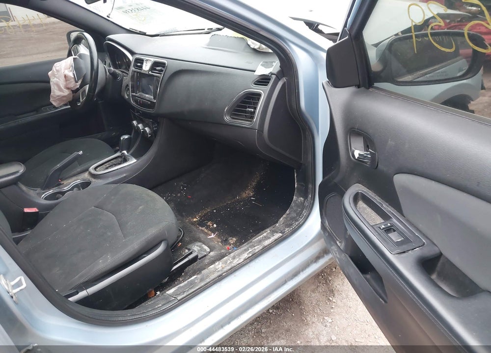 2012 CHRYSLER 200 TOURING VIN: 1C3CCBBB9CN144527