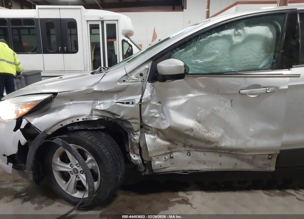 2016 FORD ESCAPE SE VIN: 1FMCU9G94GUB63081