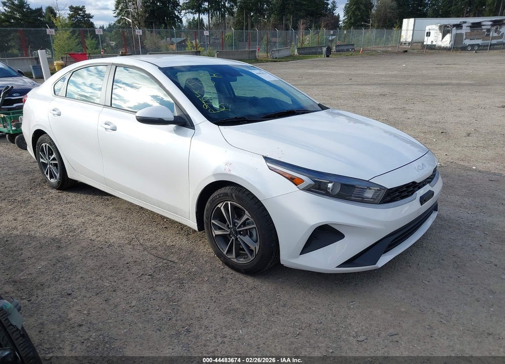 2024 KIA FORTE LXS VIN: 3KPF24AD3RE739140