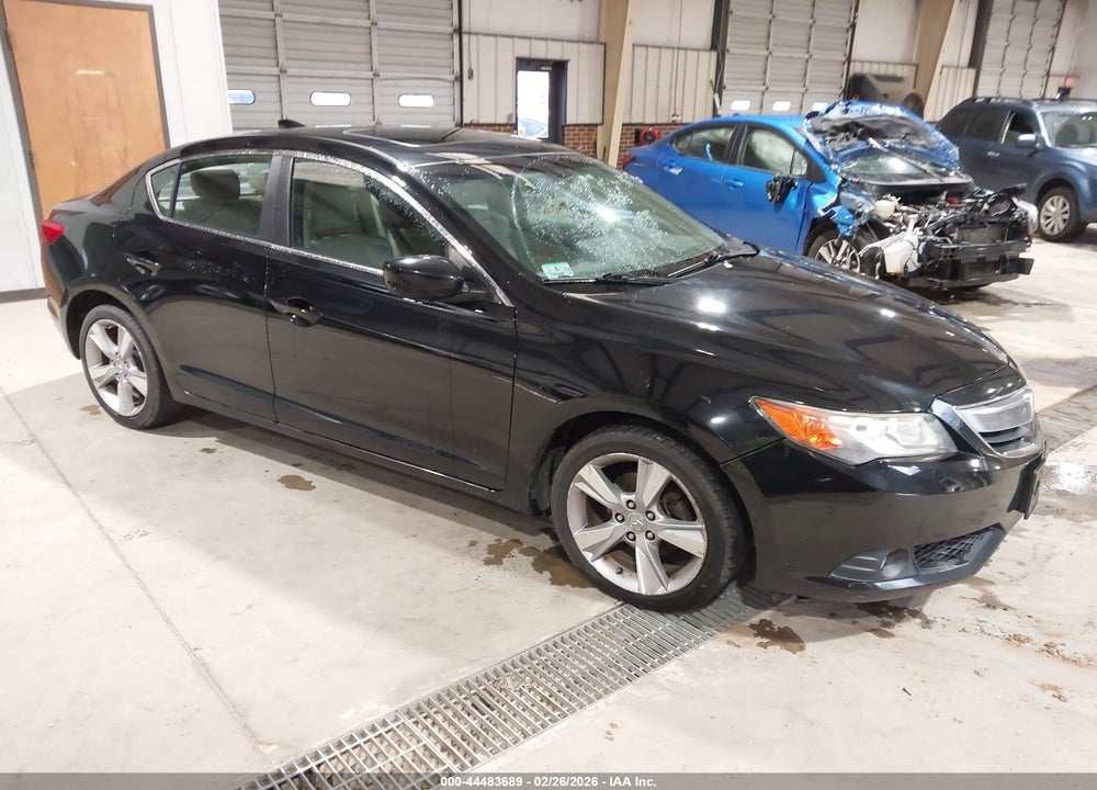 2013 ACURA ILX 2.0L VIN: 19VDE1F75DE000112