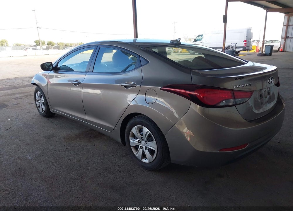 2016 HYUNDAI ELANTRA SE VIN: 5NPDH4AE9GH664287