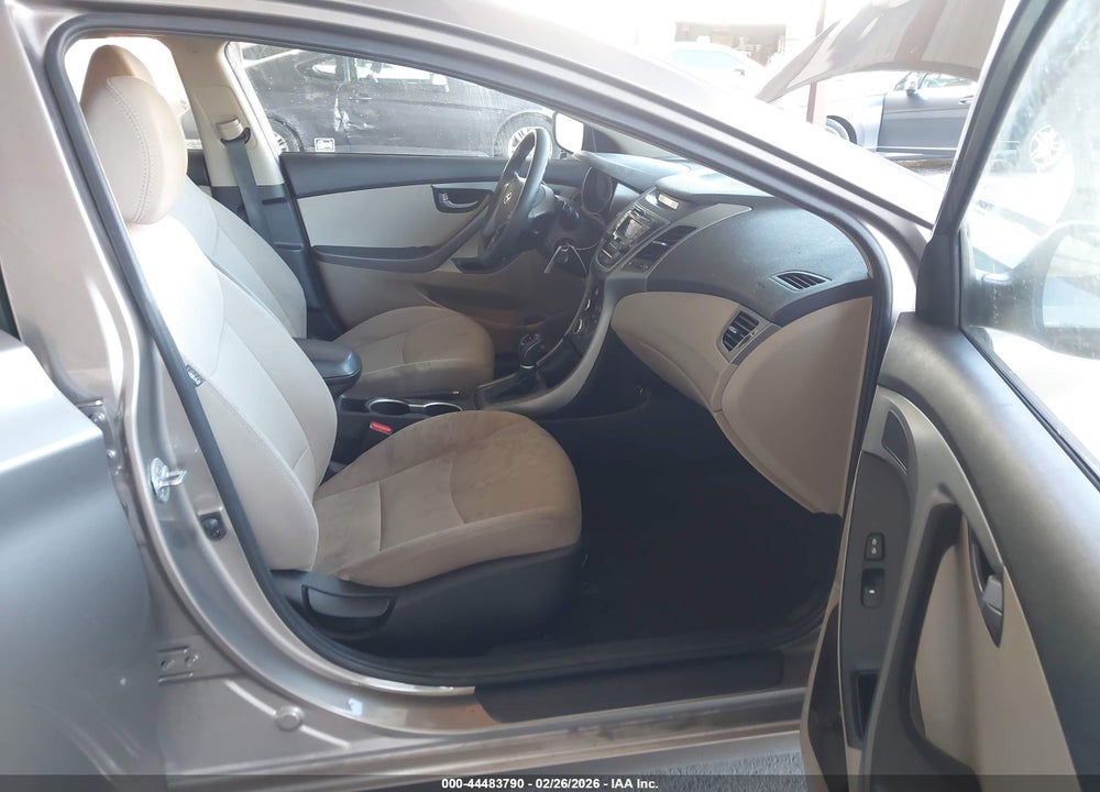 2016 HYUNDAI ELANTRA SE VIN: 5NPDH4AE9GH664287