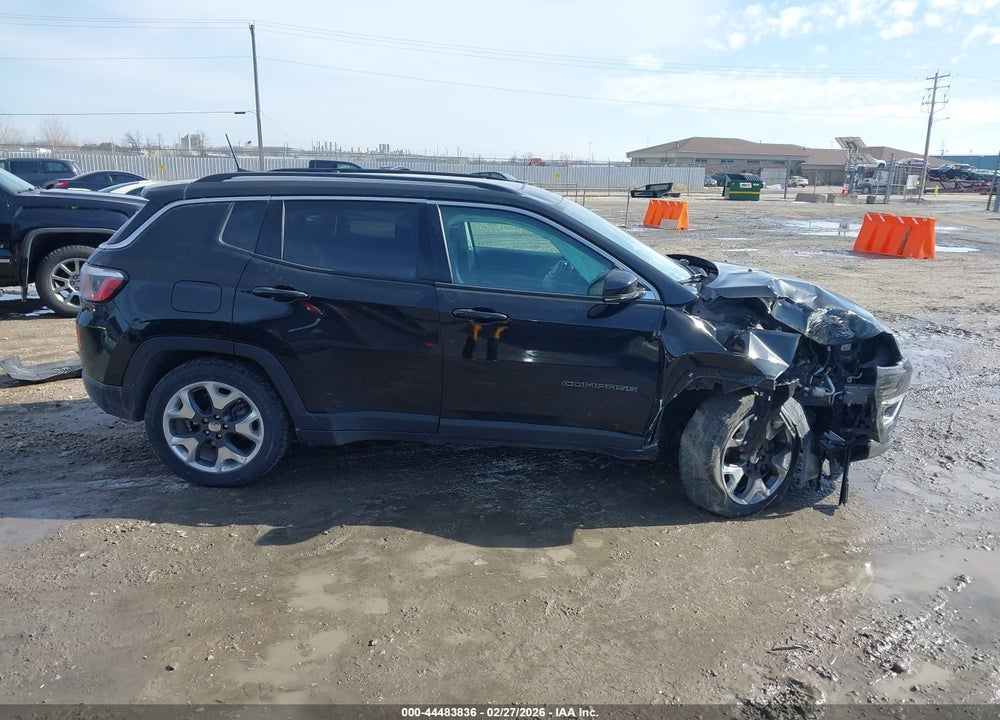 2018 JEEP COMPASS LIMITED FWD VIN: 3C4NJCCB9JT122653