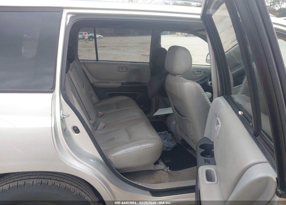 2005 TOYOTA HIGHLANDER V6 VIN: JTEGP21A150074429