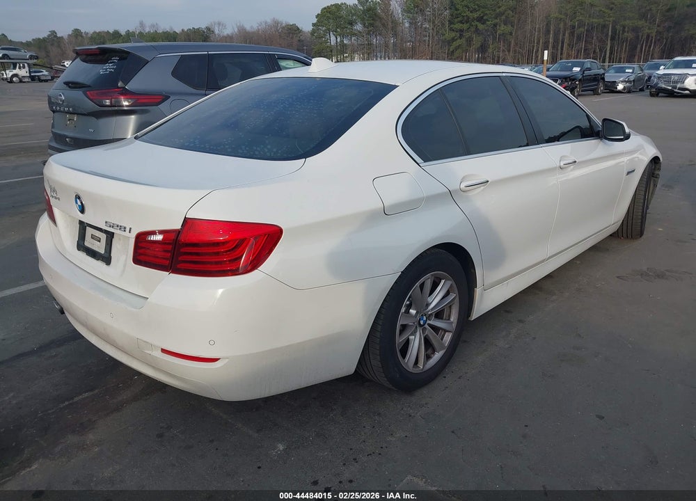 2015 BMW 528I VIN: WBA5A5C56FD522198