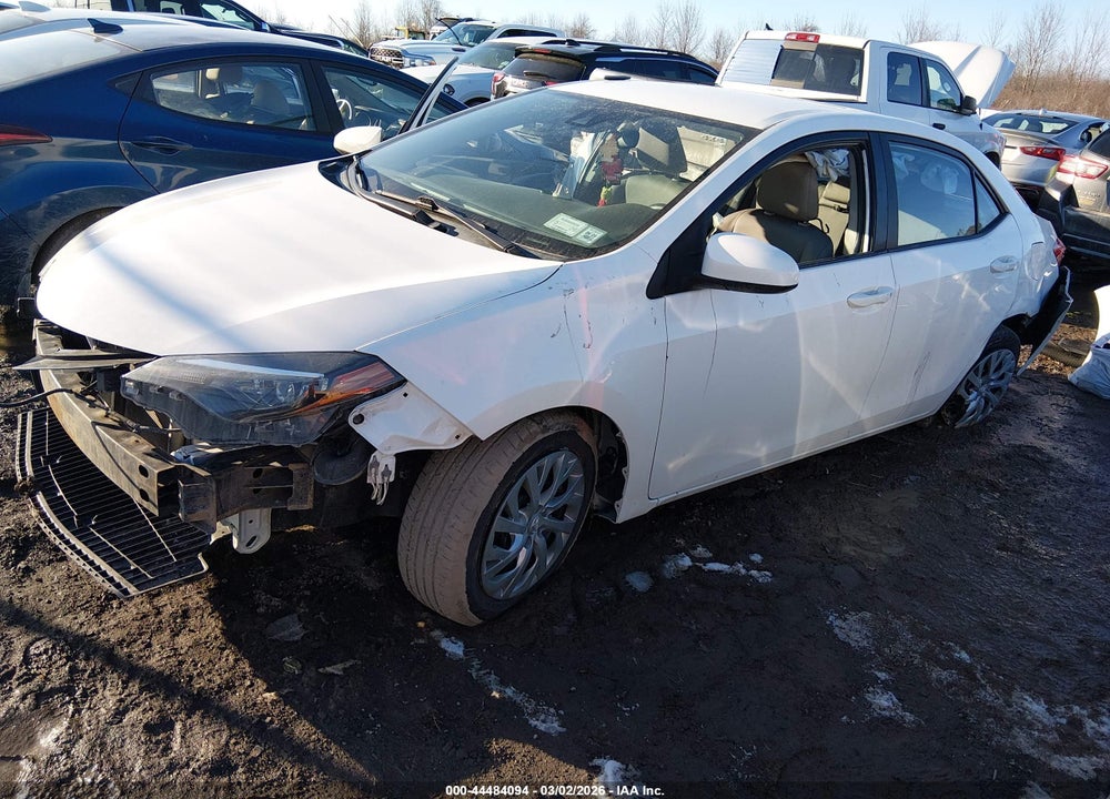 2019 TOYOTA COROLLA LE VIN: 2T1BURHE7KC195881