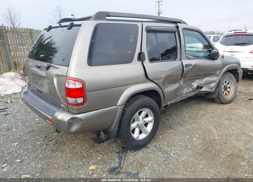 2003 NISSAN PATHFINDER SE VIN: JN8DR09Y63W800419
