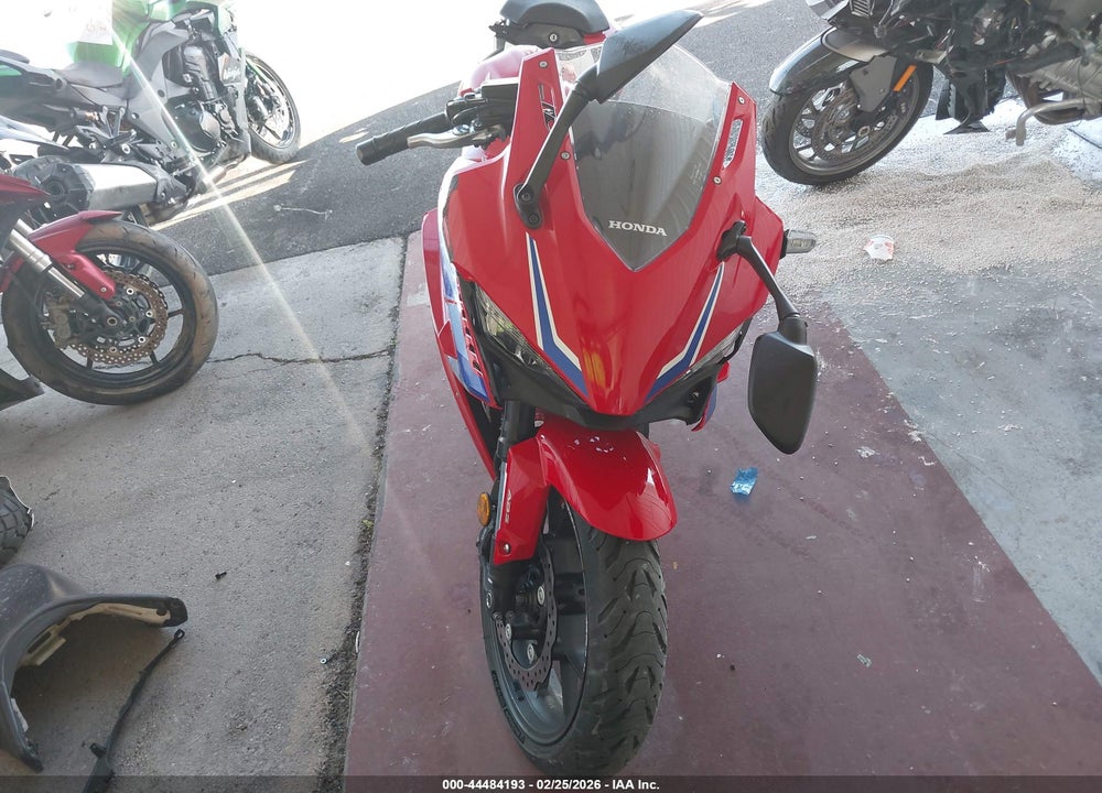 2025 HONDA CBR500 RA VIN: MLHPC7051S5102193