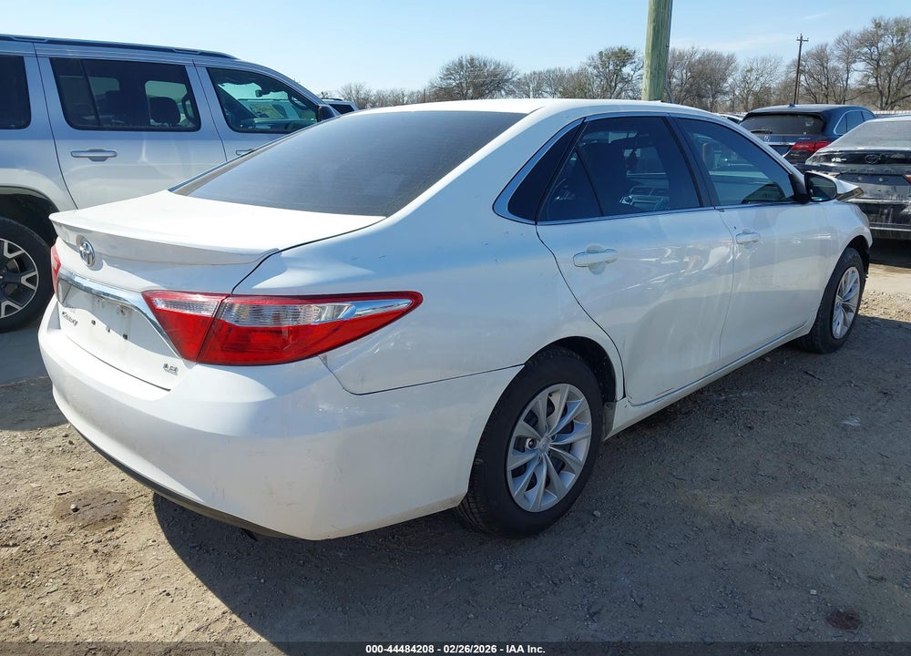 2016 TOYOTA CAMRY LE/XLE/SE/XSE VIN: 4T4BF1FK9GR580634
