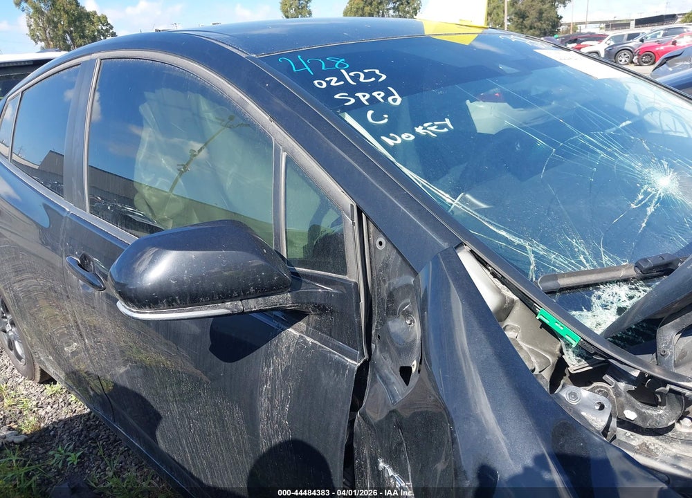 2020 TOYOTA PRIUS LE VIN: JTDKARFU4L3118334
