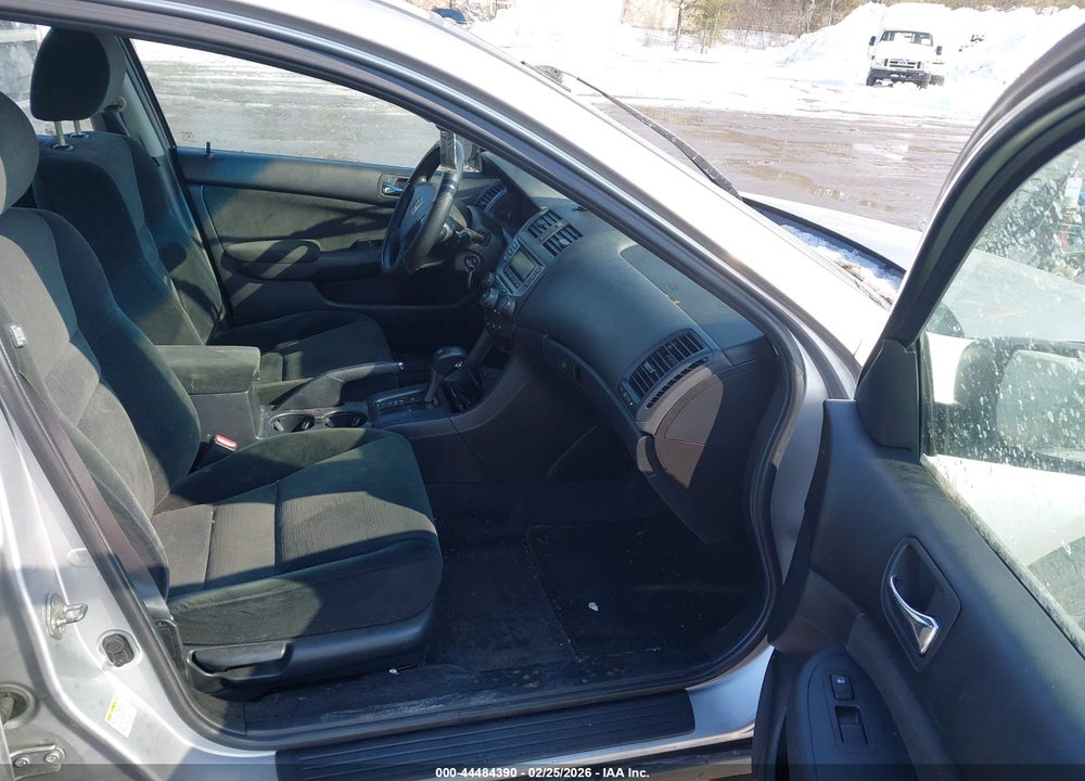 2007 HONDA ACCORD 2.4 LX VIN: 1HGCM56477A064258