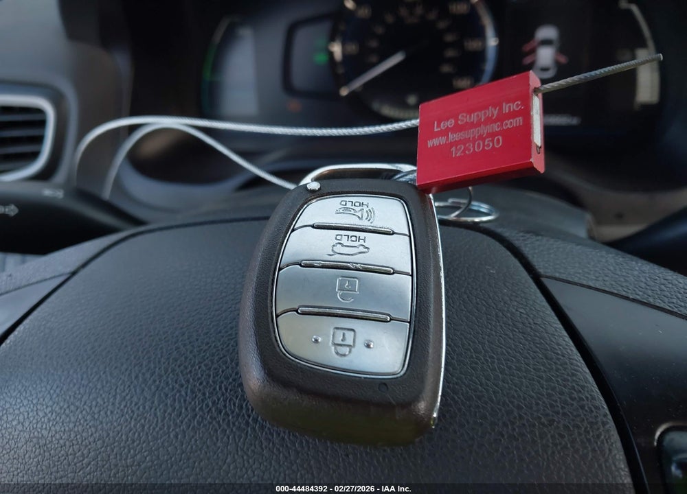 2019 HYUNDAI IONIQ HYBRID BLUE VIN: KMHC65LC1KU179400