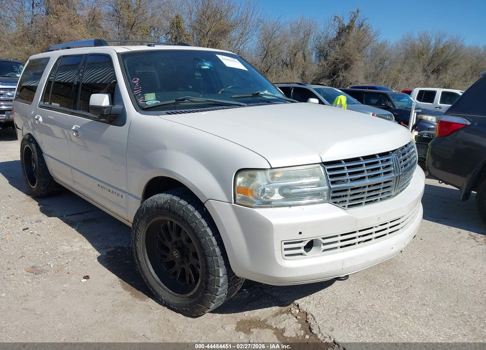 2011 LINCOLN NAVIGATOR VIN: 5LMJJ2J54BEJ03380