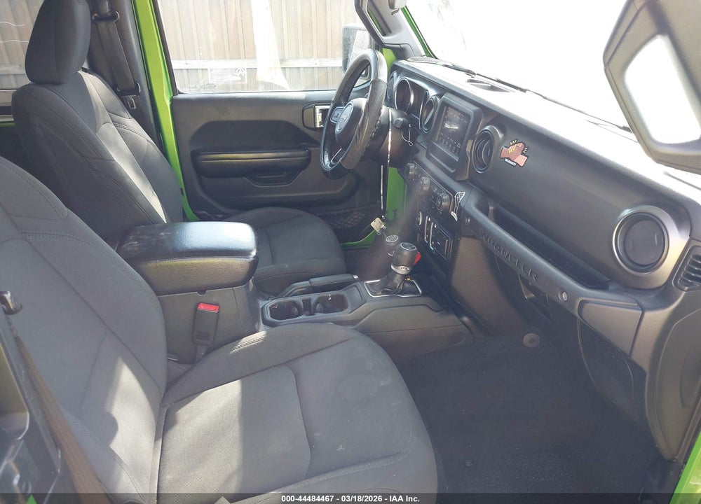 2019 JEEP WRANGLER SPORT S 4X4 VIN: 1C4GJXAG6KW564252
