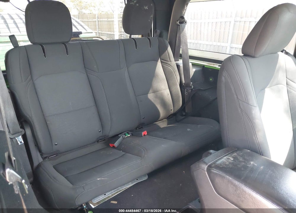 2019 JEEP WRANGLER SPORT S 4X4 VIN: 1C4GJXAG6KW564252
