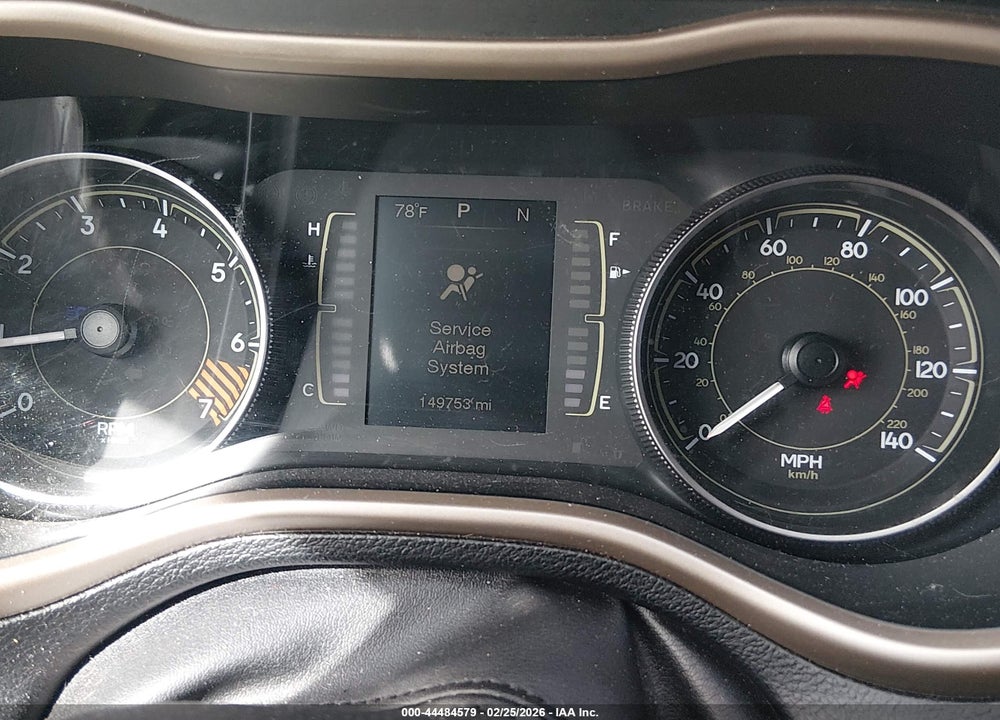 2014 JEEP CHEROKEE LATITUDE VIN: 1C4PJLCB2EW204412