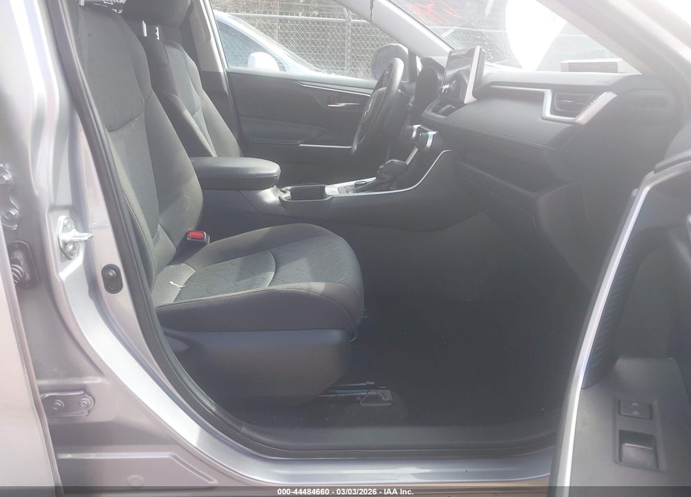 2024 TOYOTA RAV4 HYBRID XLE VIN: 4T3RWRFV5RU145735
