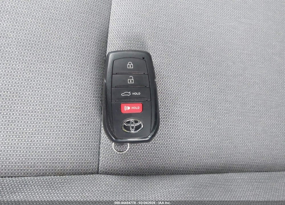 2026 TOYOTA CAMRY LE VIN: 4T1DAACK8TU213174